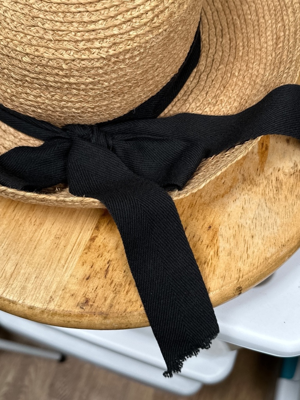 Helen Kaminski Australia Newport II Natural Raffia Black Ribbon Straw Hat 53cm - Picture 6 of 8